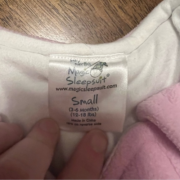 Baby Merlin’s Magic Sleepsuit Pink Fleece Size Small 3-6 Months Newborn Infant - Picture 2 of 8